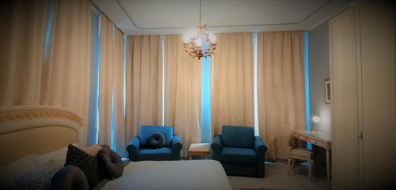 Mercanti Apts Via Passarella Milaan Buitenkant foto